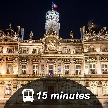 Calme & Repos A 5 Min Gare Sncf Part-dieu Apartment